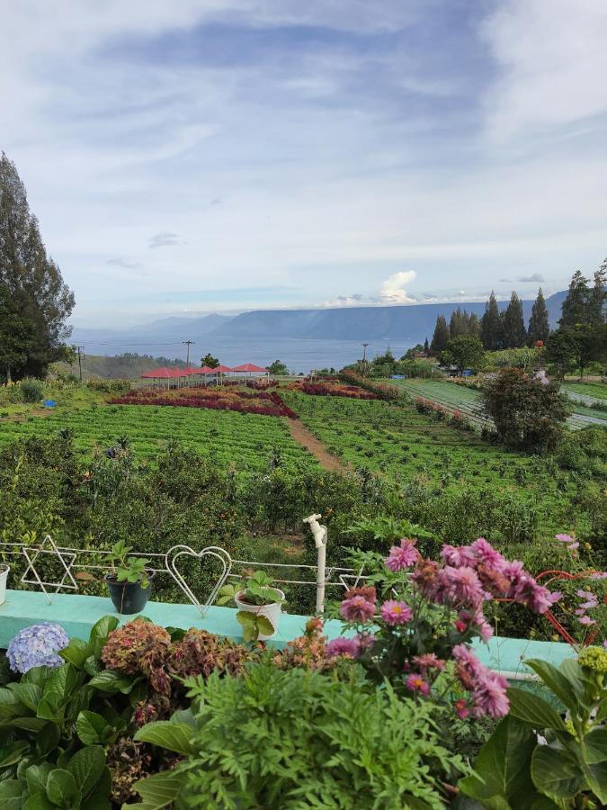 Villa Gunung Mas Berastagi Buitenkant foto